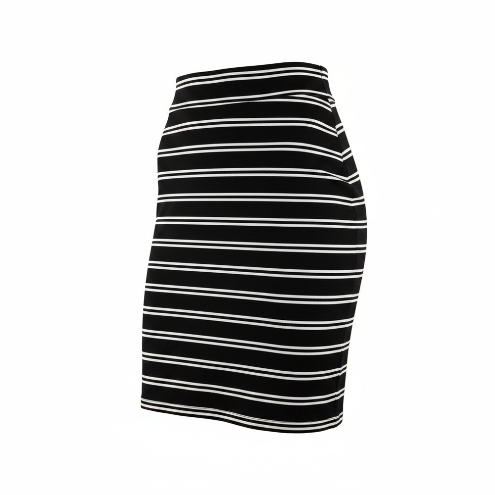 LuLaRoe‎ Cassie Pencil Skirt 3XL Black White Striped Knit Bodycon Midi Plus Size
